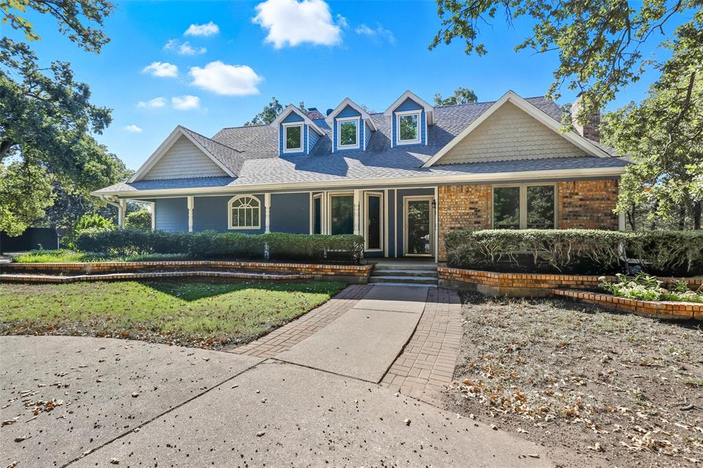 6140 Dick Price Road Fort Worth, TX 76140 - Photo 40 of 40 a front view of a house with garden