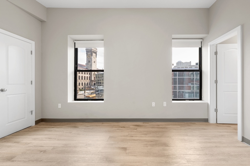 5-7 Pleasant Street, Unit 401 Worcester, MA 01609 - Photo 4 of 11