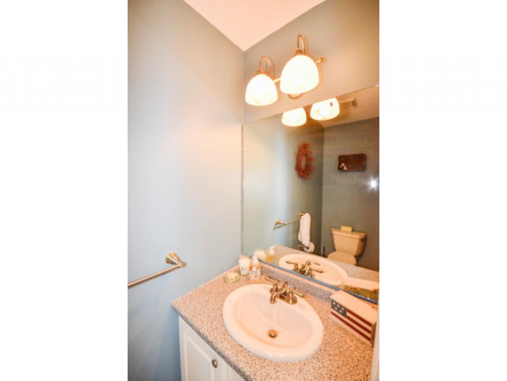 110 Middlesex Road, Unit 110 Merrimack, NH 03054 - Photo 15 of 21