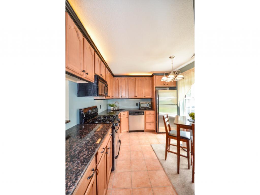 110 Middlesex Road, Unit 110 Merrimack, NH 03054 - Photo 4 of 21