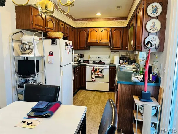 $310,000 | 721 Ridge Street, Unit 1 2 & 3, Shelbina, MO 63468