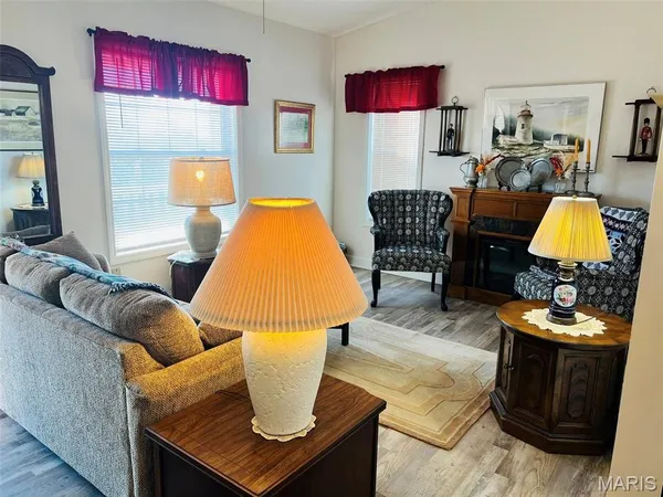 $310,000 | 721 Ridge Street, Unit 1 2 & 3, Shelbina, MO 63468