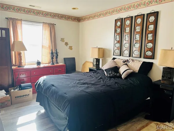 $310,000 | 721 Ridge Street, Unit 1 2 & 3, Shelbina, MO 63468