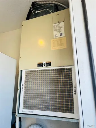 $310,000 | 721 Ridge Street, Unit 1 2 & 3, Shelbina, MO 63468