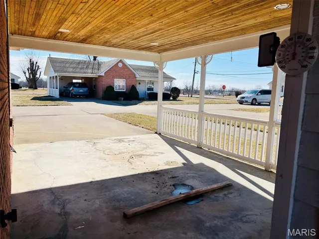 $310,000 | 721 Ridge Street, Unit 1 2 & 3, Shelbina, MO 63468