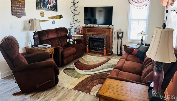 $310,000 | 721 Ridge Street, Unit 1 2 & 3, Shelbina, MO 63468