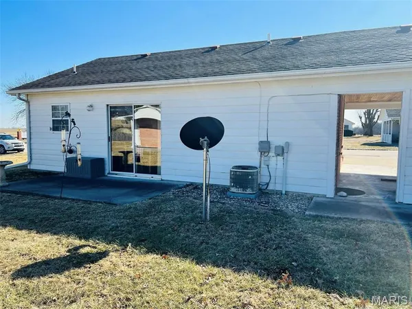 $310,000 | 721 Ridge Street, Unit 1 2 & 3, Shelbina, MO 63468