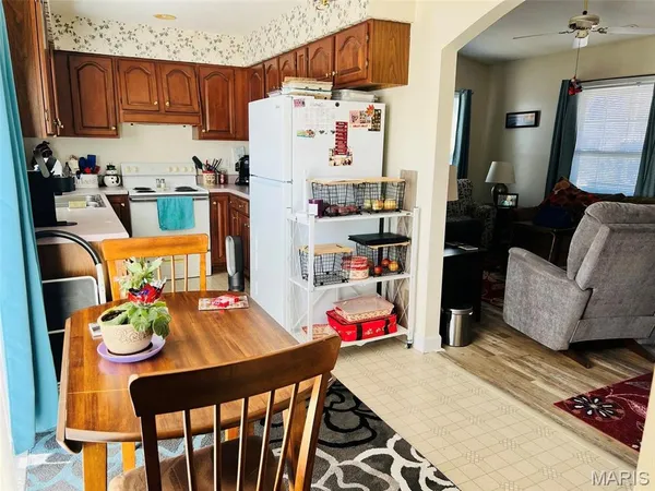 $310,000 | 721 Ridge Street, Unit 1 2 & 3, Shelbina, MO 63468