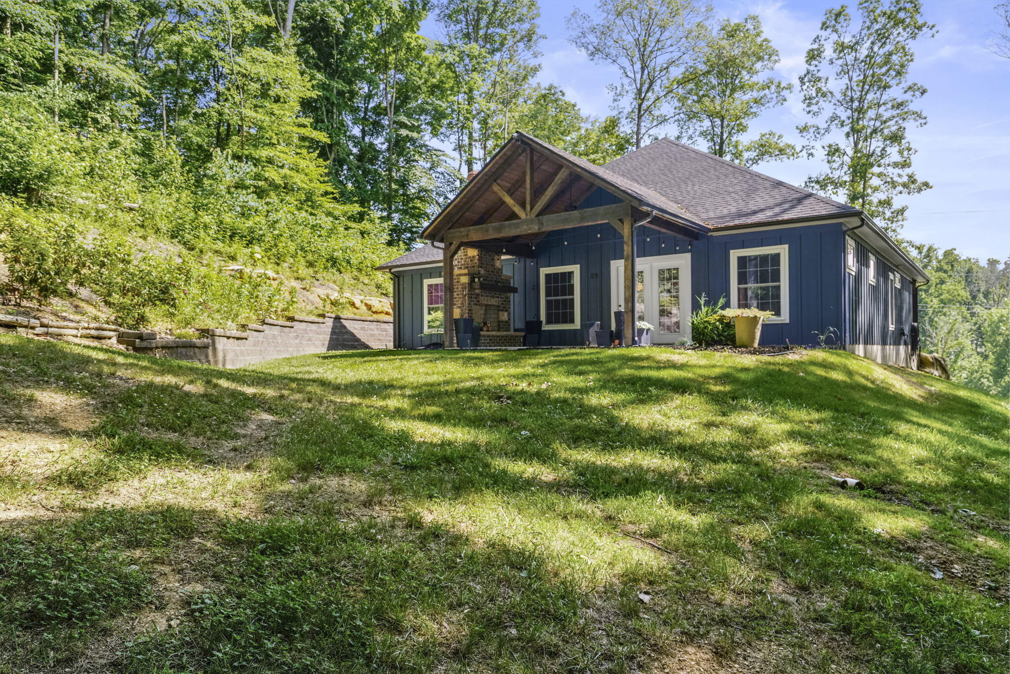 850 Hales Chapel Road Gray, TN 37615 - Photo 3 of 34 23-web-or-mls-JayH 20220614-133