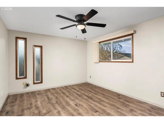 $470,000 | 18320 Chris Court, Gladstone, OR 97027