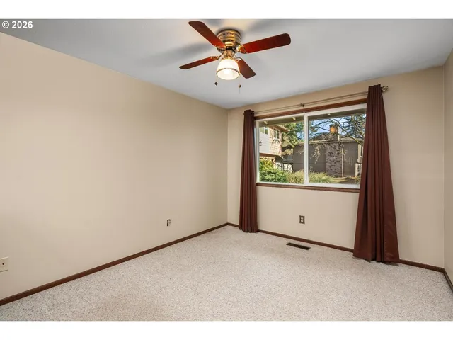 $470,000 | 18320 Chris Court, Gladstone, OR 97027