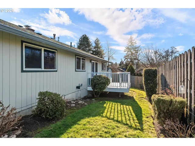 $470,000 | 18320 Chris Court, Gladstone, OR 97027