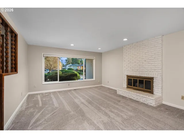 $470,000 | 18320 Chris Court, Gladstone, OR 97027