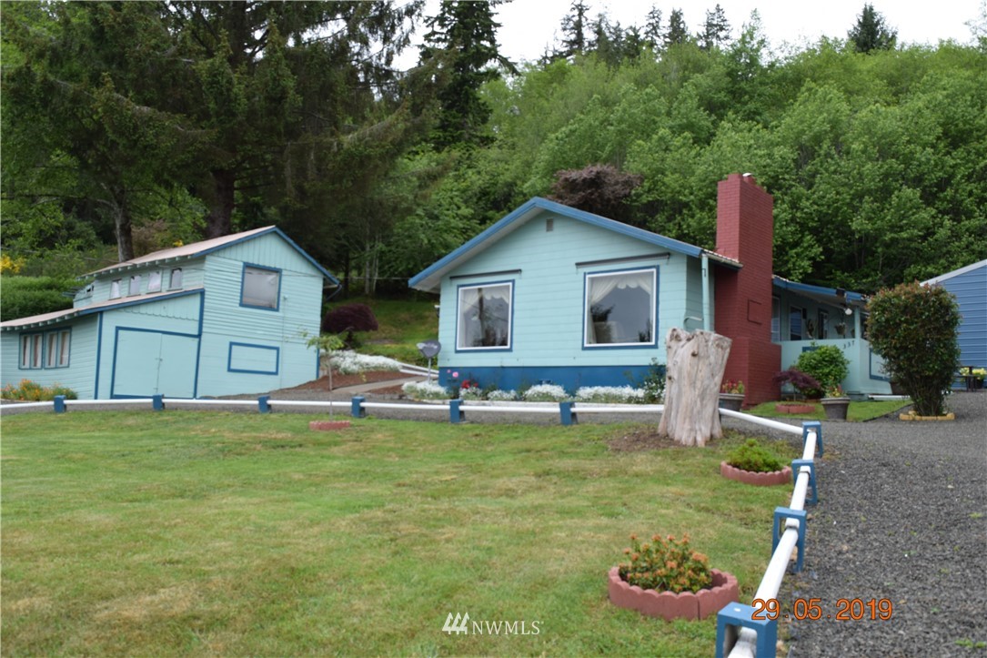 337 Monohon Landing Road Raymond, WA 98577 - Photo 3 of 22 Gallery Image 3