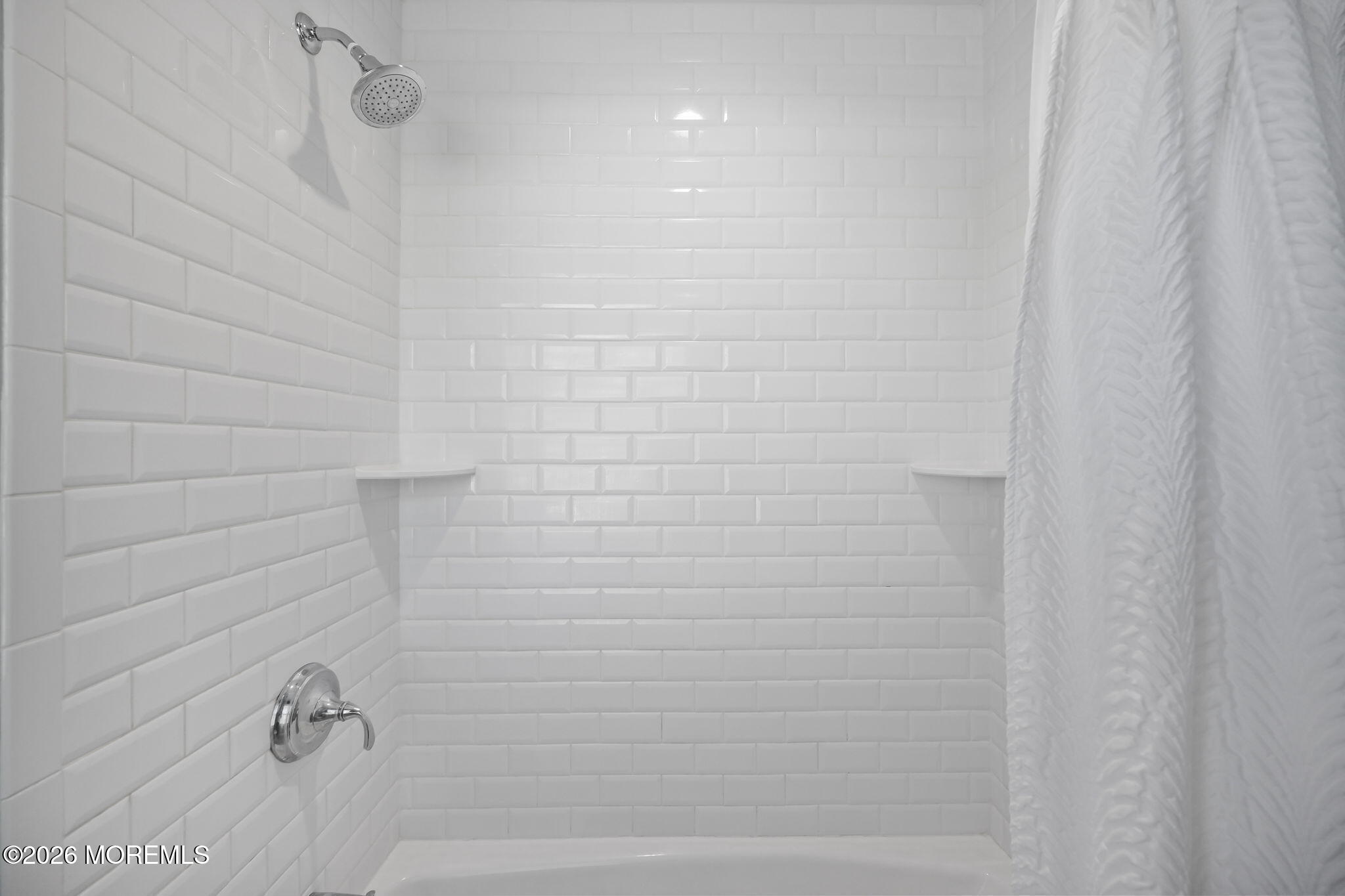 206 Milford Road Neptune Township, NJ 07753 - Photo 22 of 48 25-web-or-mls-LPM_9433