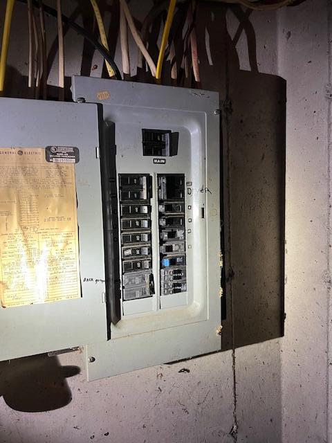 382 Wrightville Road Ashland, ME 04732 - Photo 29 of 46 electrical entrance 100 amp