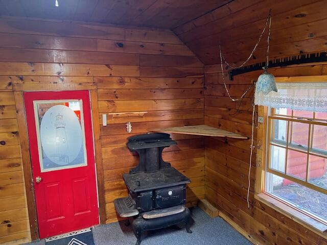 382 Wrightville Road Ashland, ME 04732 - Photo 6 of 46 Entry way Laundry 1