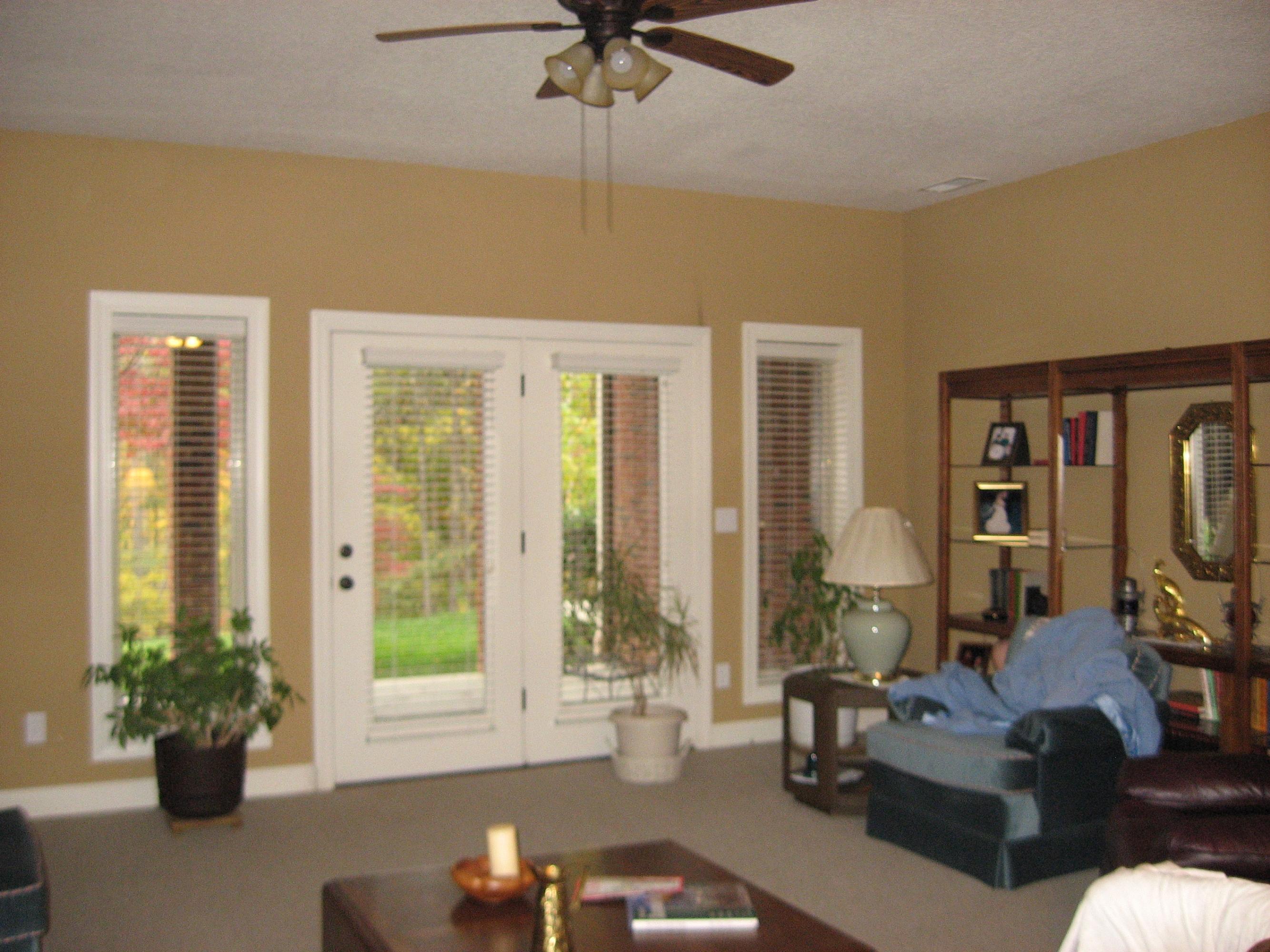 145 Hughes Road Greenback, TN 37742 - Photo 2 of 30 Living Room