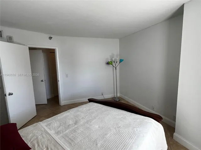 $3,100 | 3400 Northeast 192 Street, Unit 2102, Aventura, FL 33180