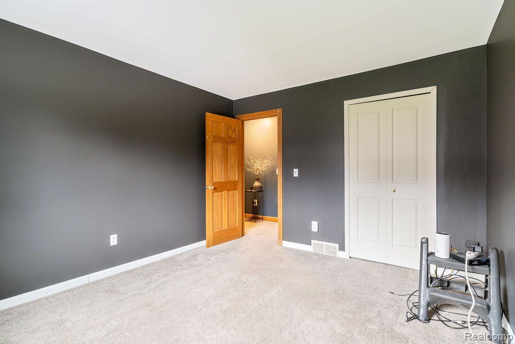 3490 Lahring Road Linden, MI 48451 - Photo 22 of 42