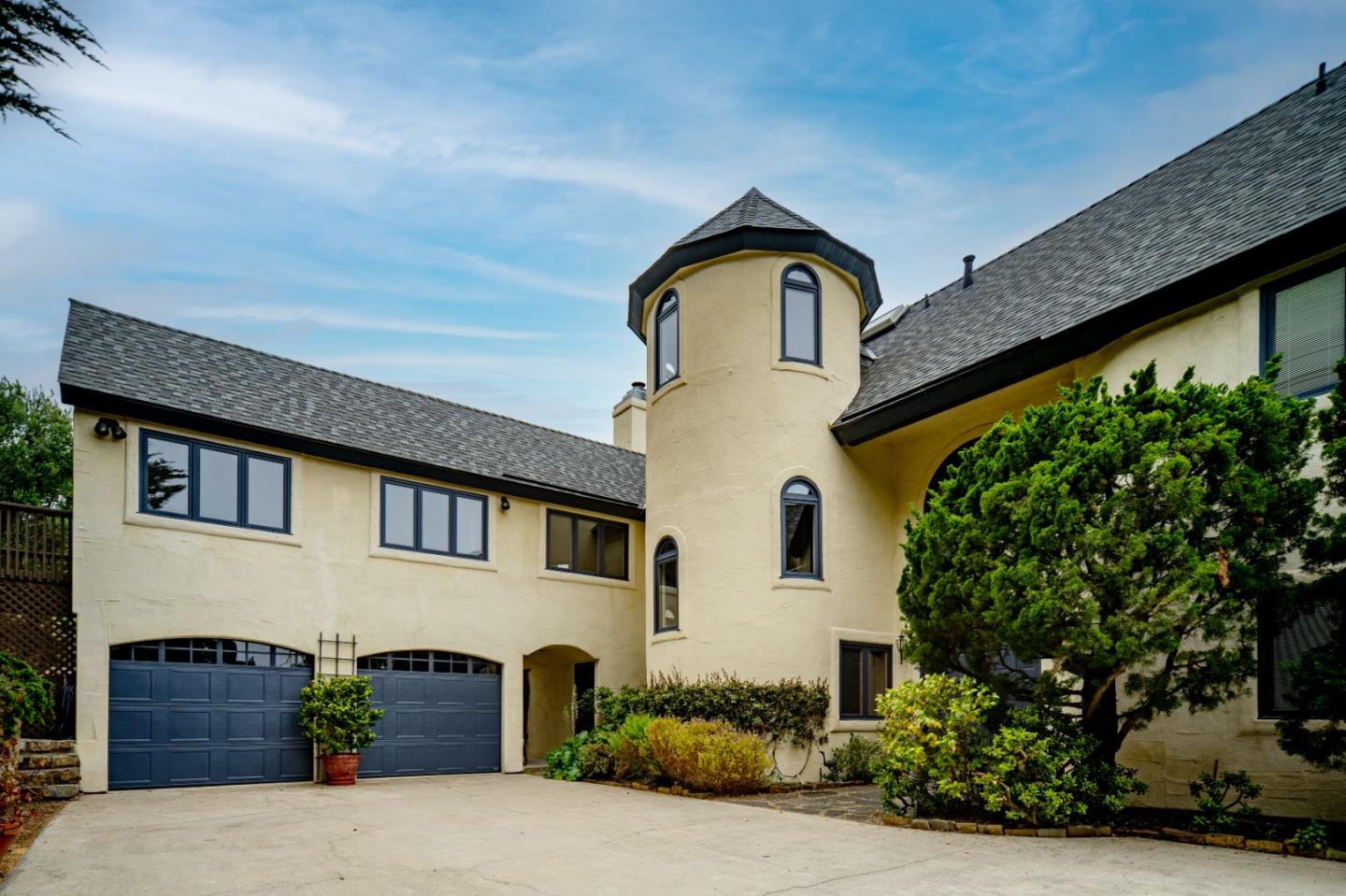 23 Mentone Road Carmel, CA 93923 - Photo 2 of 40