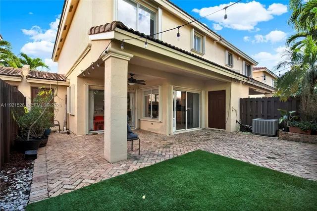 $539,000 | 16415 Southwest 73rd Terrace, Miami, FL 33193