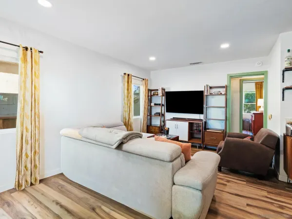 $769,000 | 2403 Shamrock Street, San Diego, CA 92105