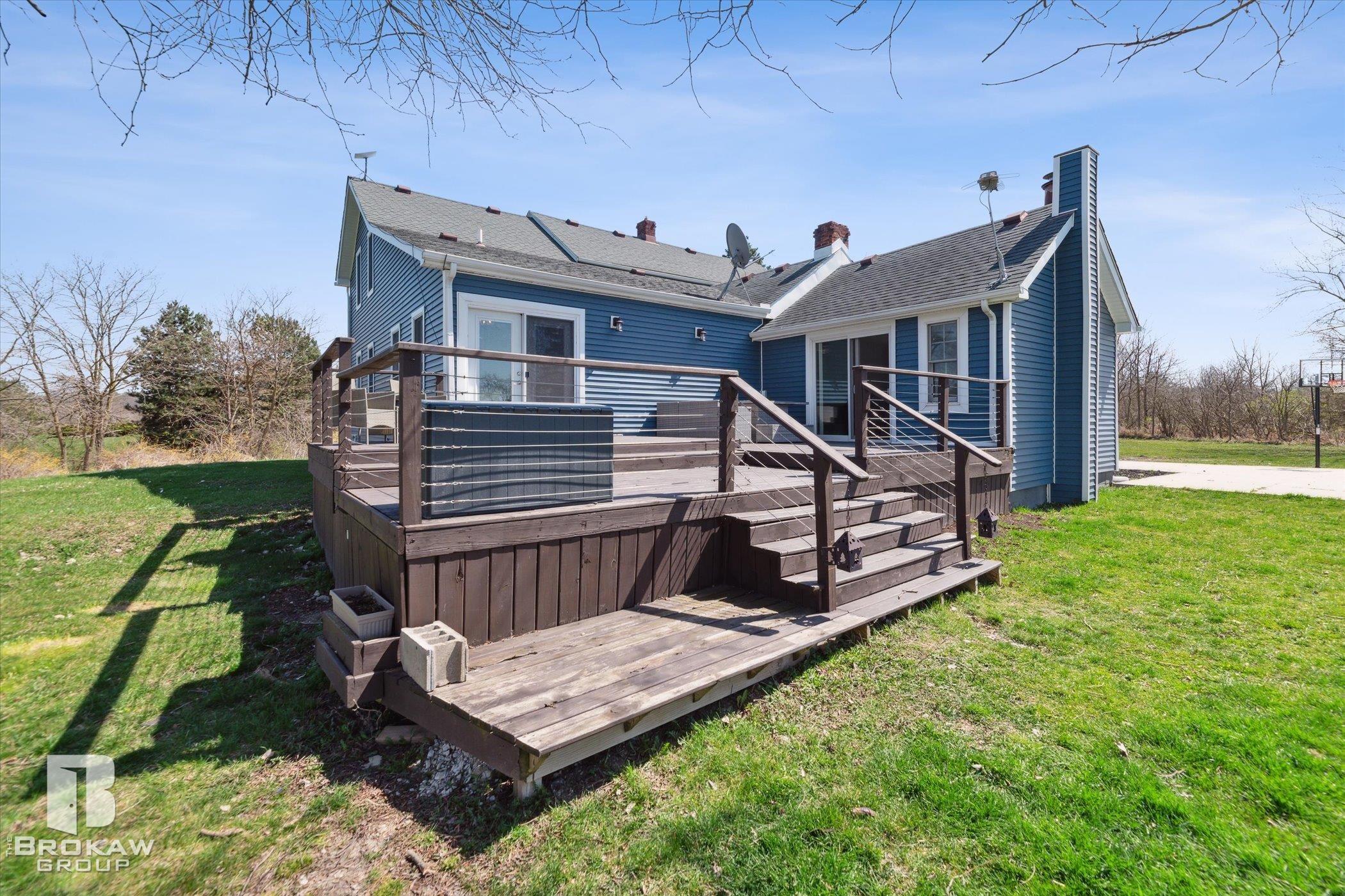 2202 South Washburn Road Davison, MI 48423 - Photo 54 of 57 50138228-cf9112f5-15b5-4f55-bd1b-c883e8494cd7.JPG