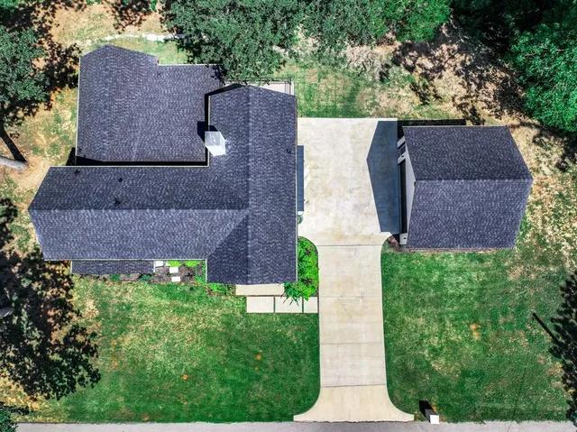 $715,000 | 705 Heather Woods Drive, Tool, TX 75143