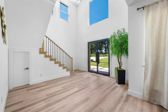 $715,000 | 705 Heather Woods Drive, Tool, TX 75143