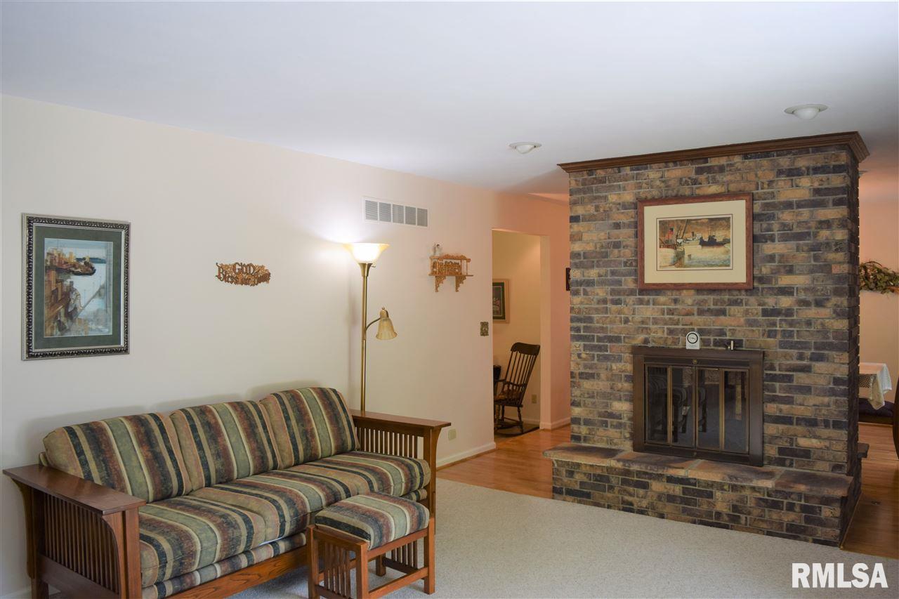 523 West Northgate Road Peoria, IL 61614 - Photo 11 of 36 Gallery Image 11
