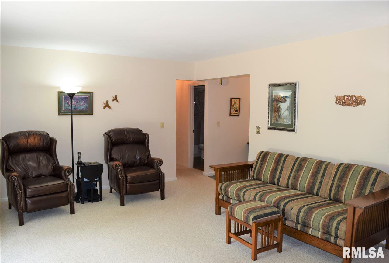 523 West Northgate Road Peoria, IL 61614 - Photo 12 of 36 Gallery Image 12