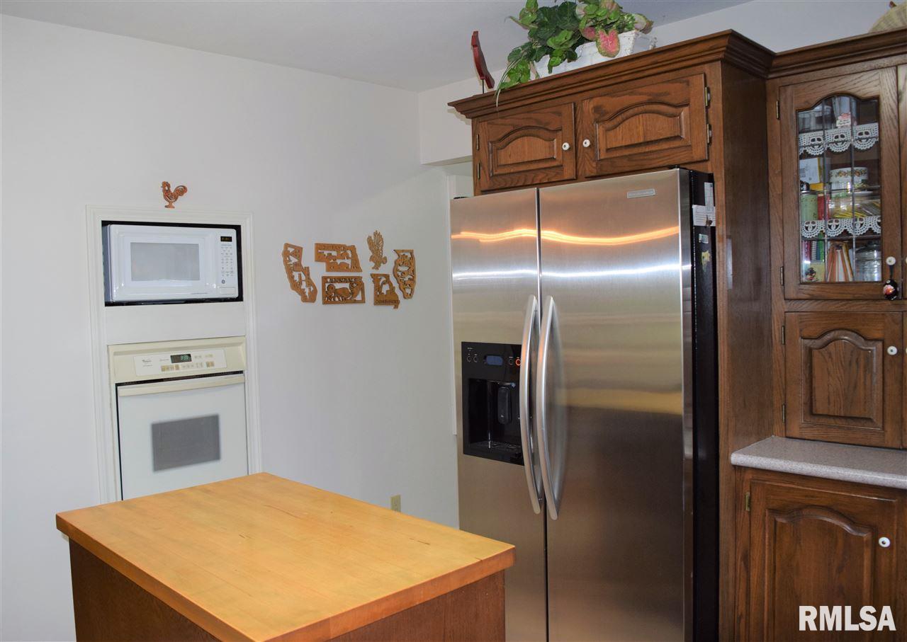 523 West Northgate Road Peoria, IL 61614 - Photo 19 of 36 Gallery Image 19