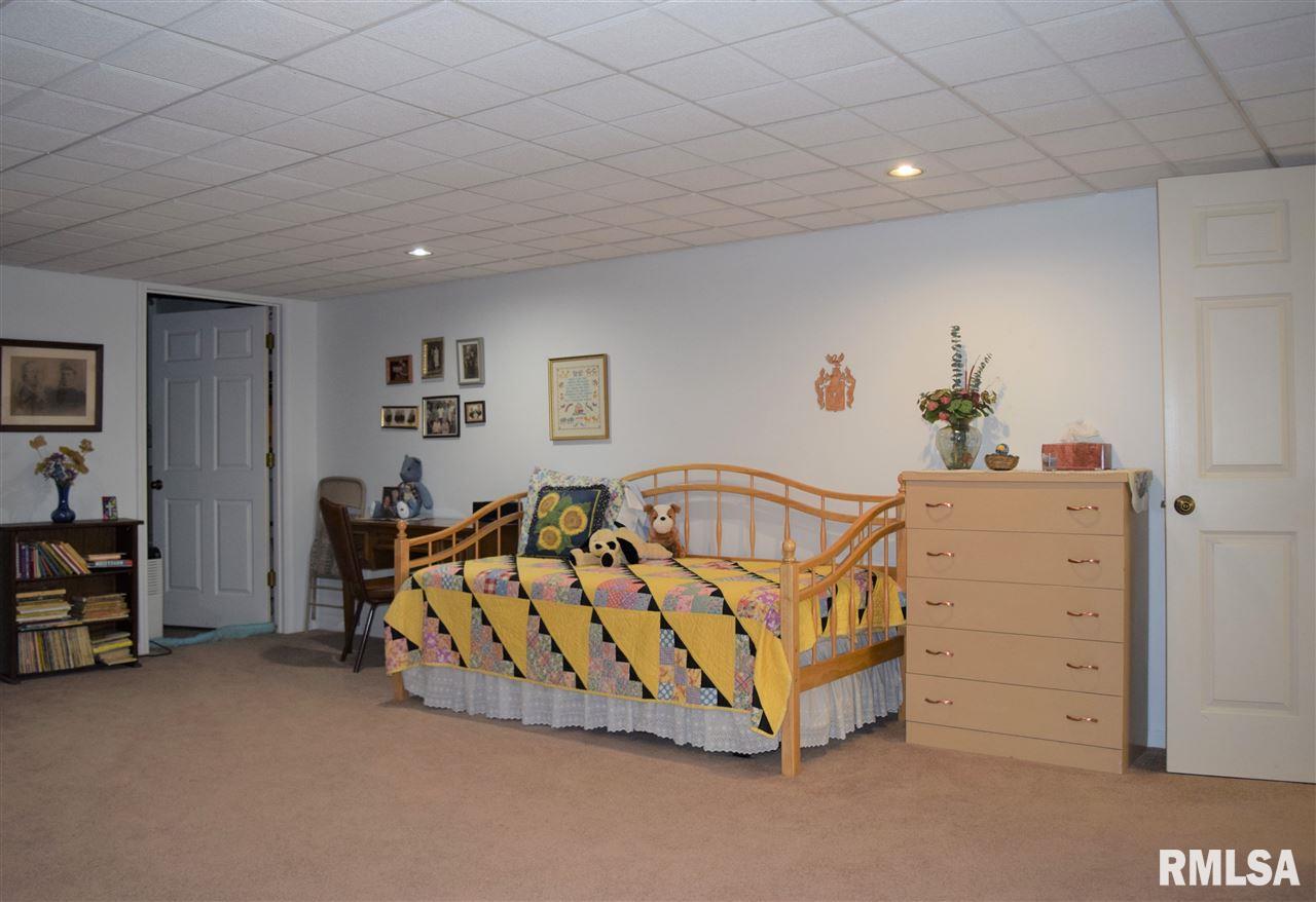 523 West Northgate Road Peoria, IL 61614 - Photo 32 of 36 Gallery Image 32