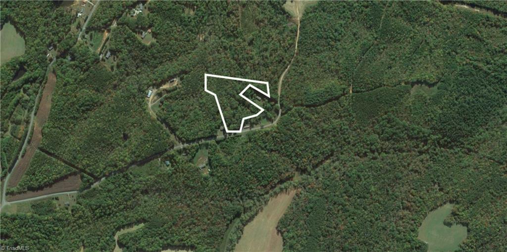 2 Walker Road Elkin, NC 28621 - Photo 4 of 9