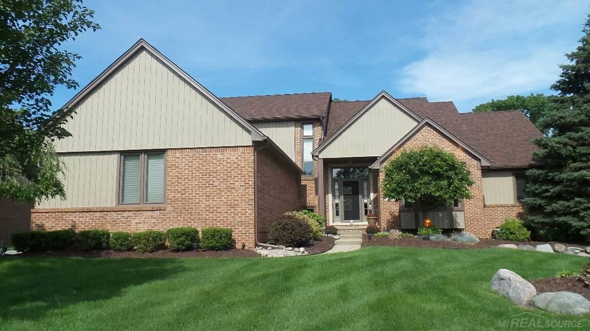 1201 Lakeview Drive Rochester Hills, MI 48306 - Photo 1 of 30