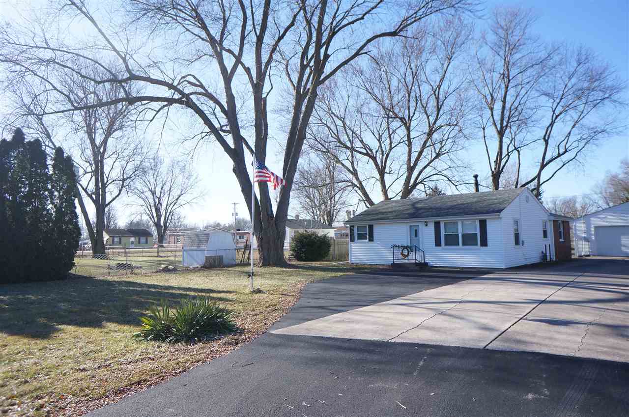 1614 Coyne Center Road Milan, IL 61264 - Photo 1 of 23 Gallery Image 1
