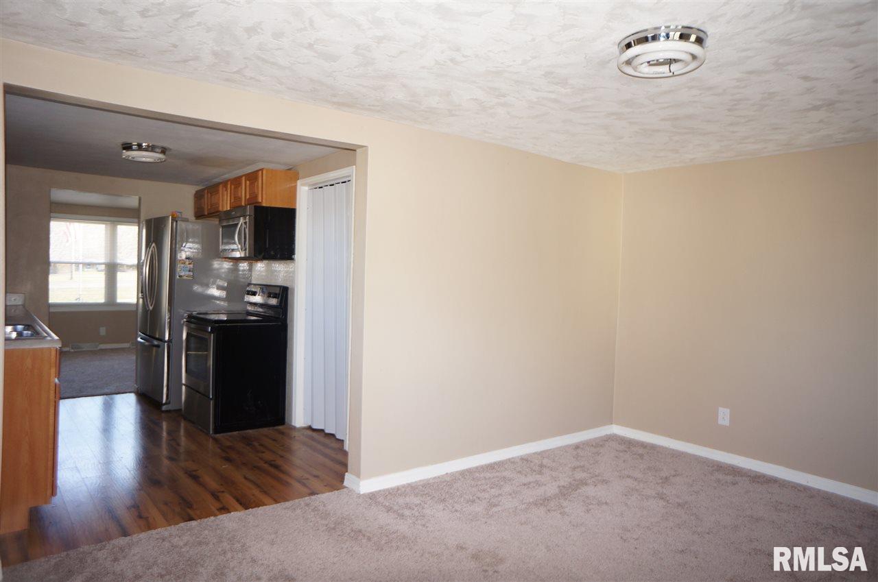 1614 Coyne Center Road Milan, IL 61264 - Photo 12 of 23 Gallery Image 12