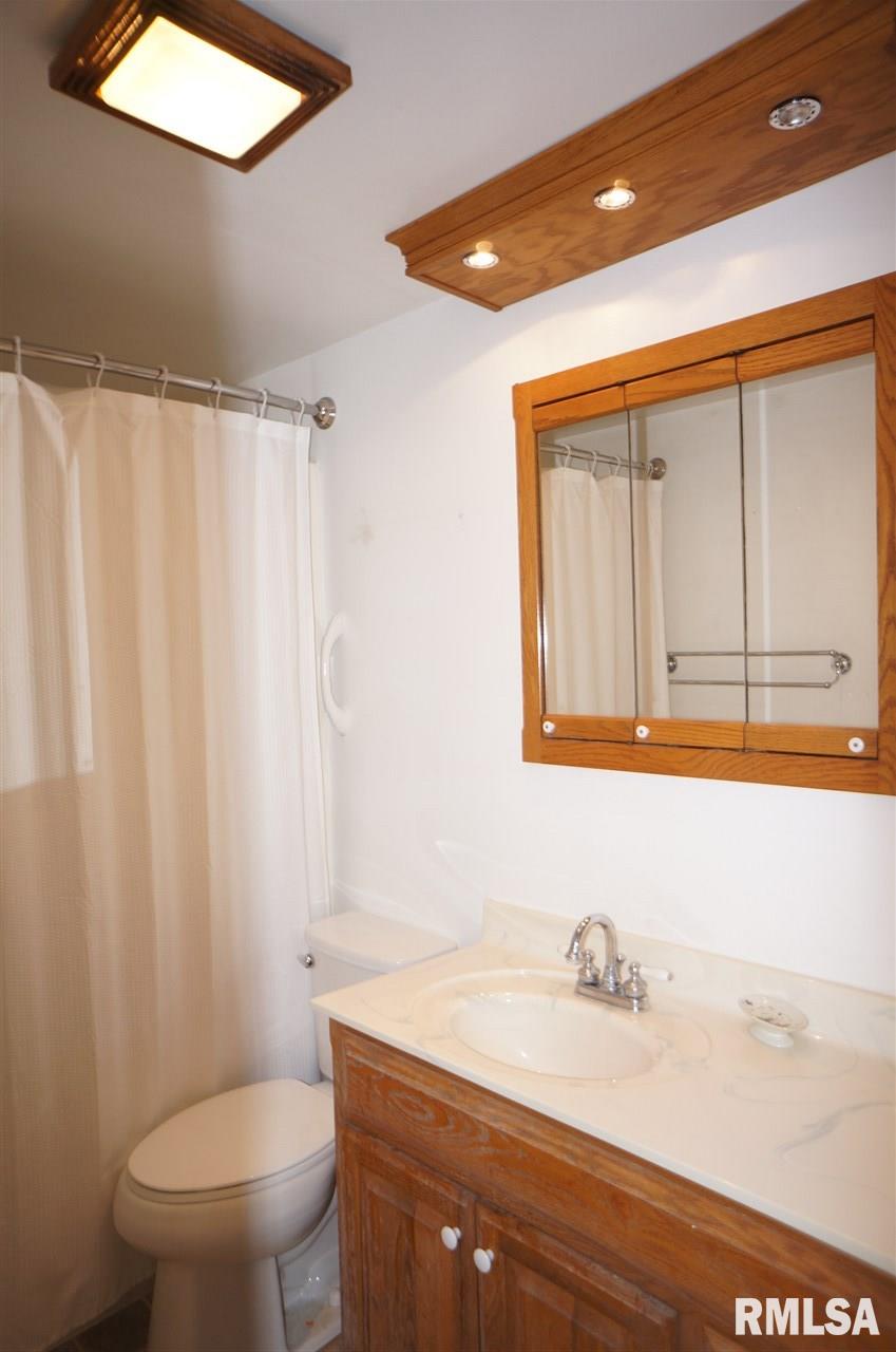 1614 Coyne Center Road Milan, IL 61264 - Photo 16 of 23 Gallery Image 16