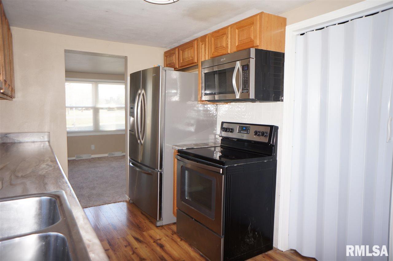 1614 Coyne Center Road Milan, IL 61264 - Photo 2 of 23 Gallery Image 2