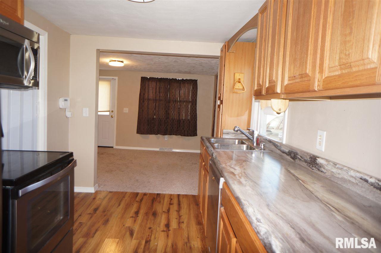 1614 Coyne Center Road Milan, IL 61264 - Photo 10 of 23 Gallery Image 10
