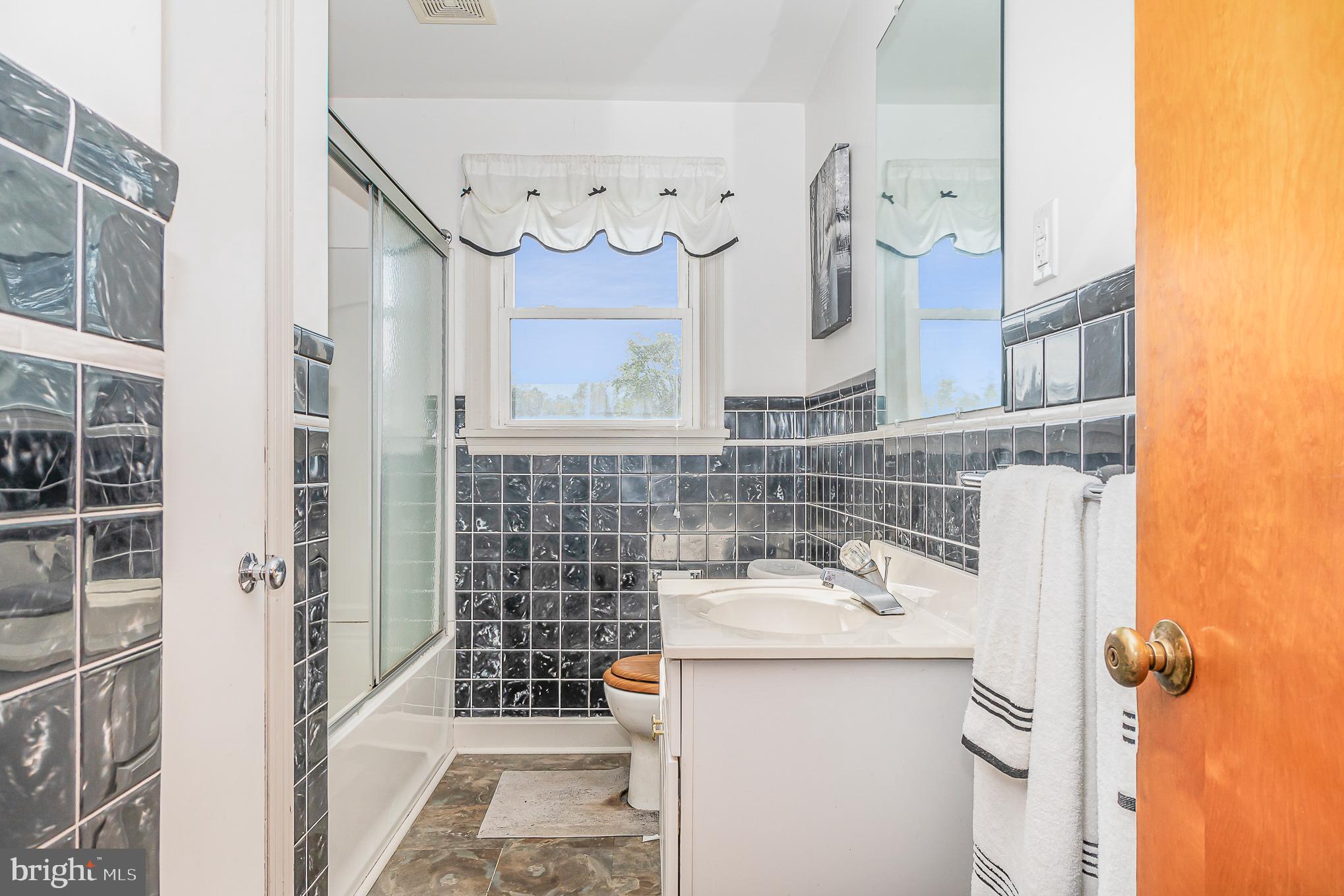421 Pine Road Mount Holly Springs, PA 17065 - Photo 17 of 34 Gallery Image 17