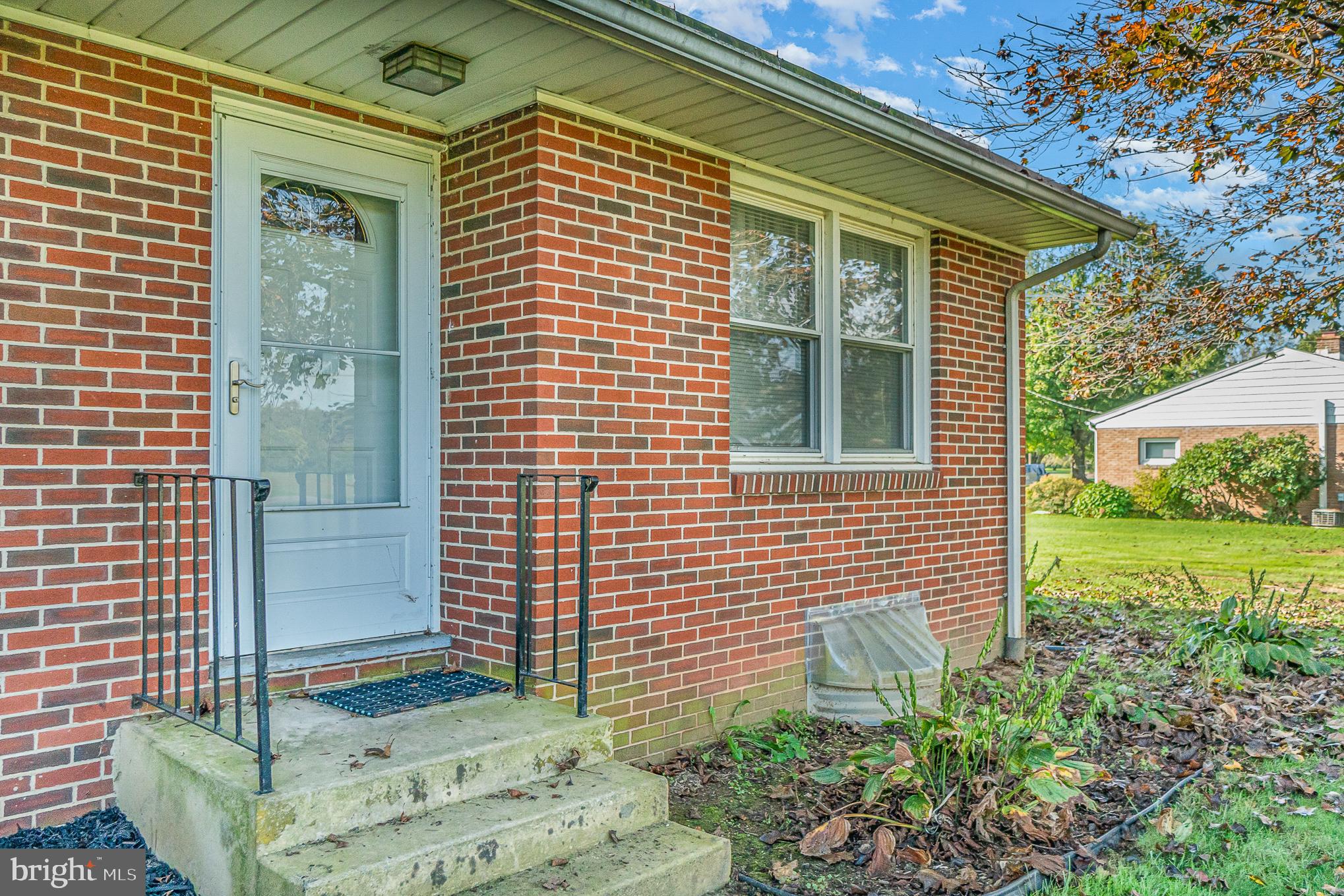 421 Pine Road Mount Holly Springs, PA 17065 - Photo 4 of 34 Gallery Image 4
