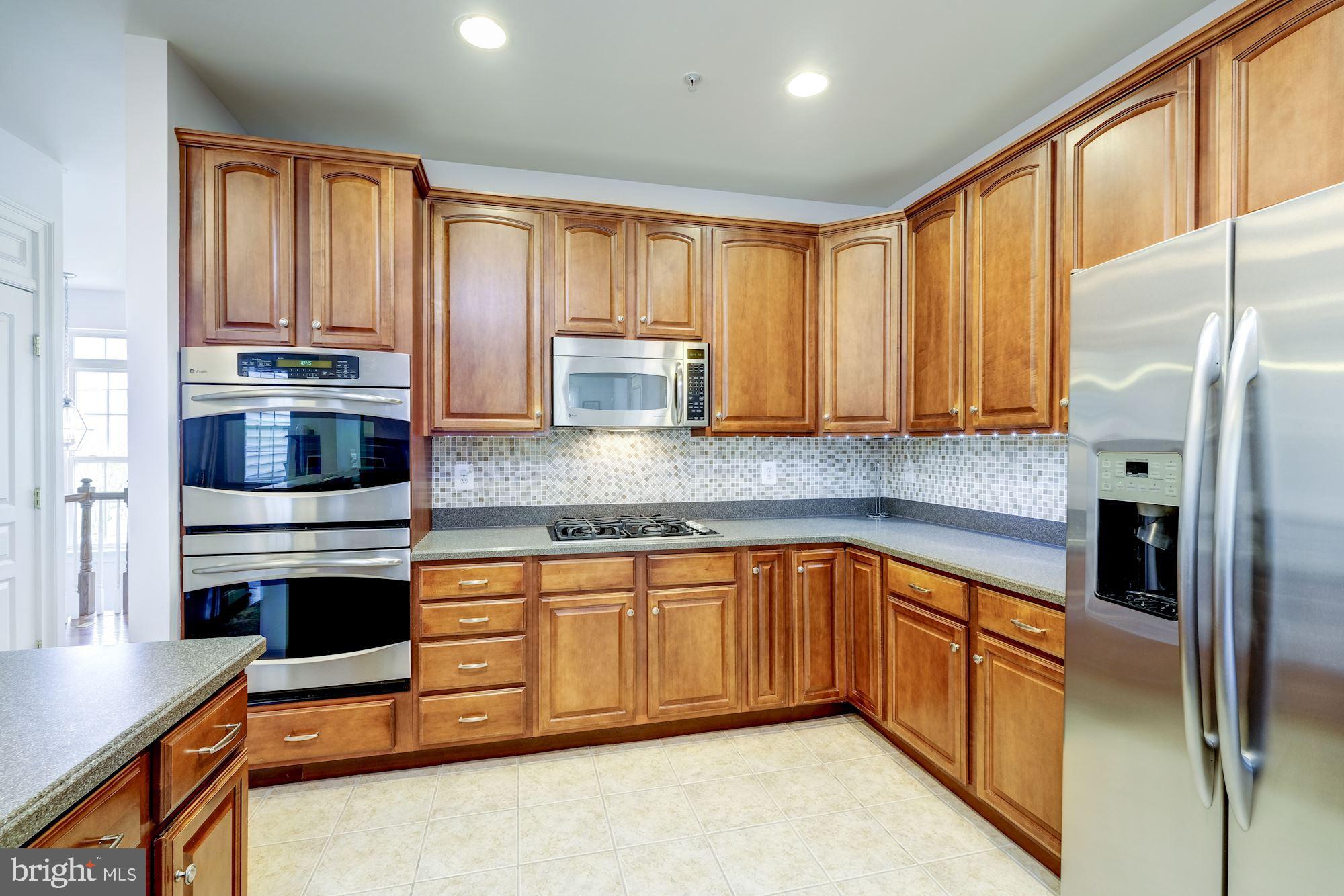 8036 Four Quarter Road Ellicott City, MD 21043 - Photo 4 of 60 Gallery Image 4