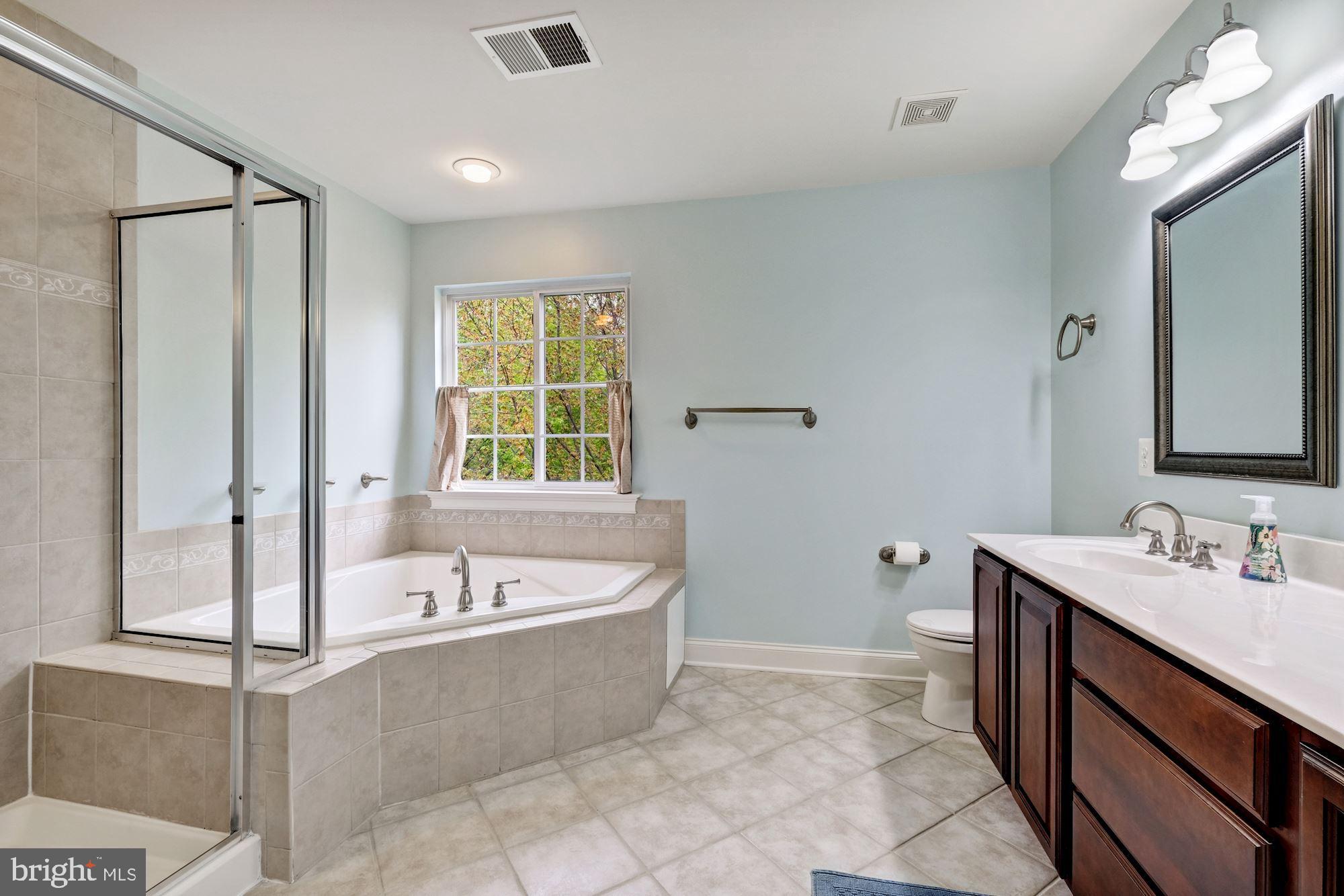 8036 Four Quarter Road Ellicott City, MD 21043 - Photo 9 of 60 Gallery Image 9