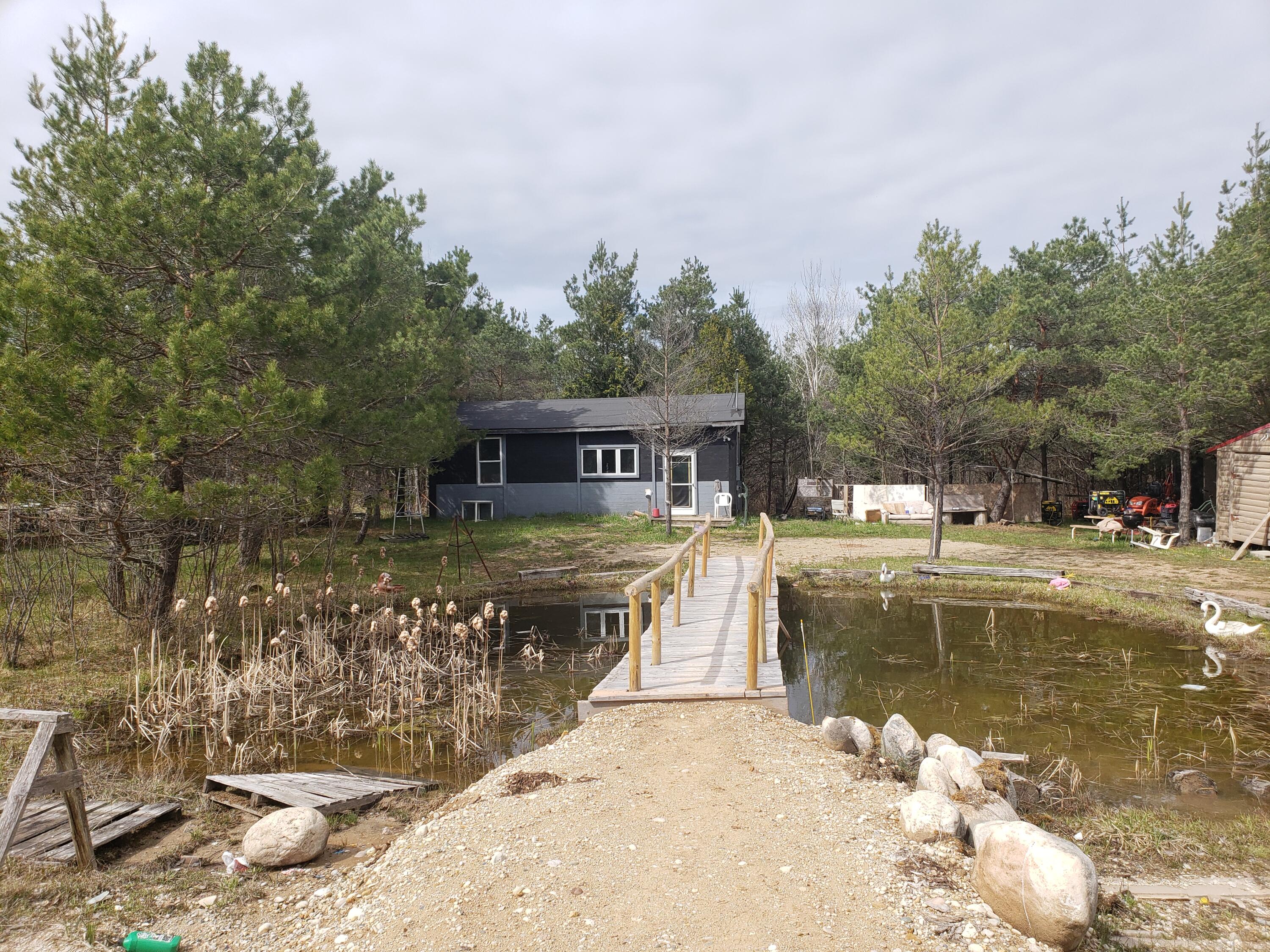 8462 Sommers Road Levering, MI 49755 - Photo 1 of 26 Gallery Image 1