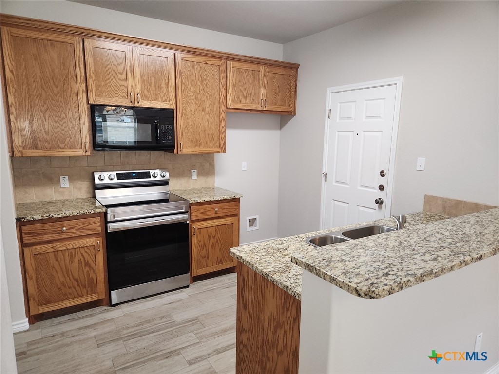 332 Arnold Drive, Unit A Belton, TX 76513 - Photo 3 of 9