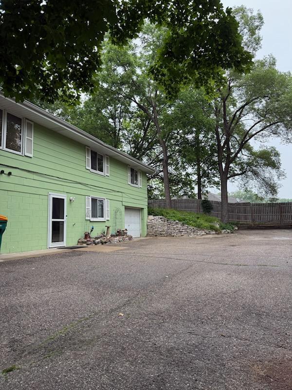 8335 West Bush Lake Road Bloomington, MN 55438 - Photo 2 of 4