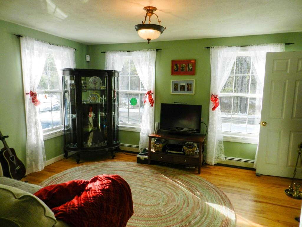 21 Sea Road Kennebunk, ME 04043 - Photo 8 of 31 Photo