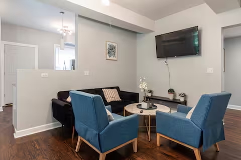 3301 North Harding Avenue, Unit 2N Chicago, IL 60618 - Photo 3 of 9